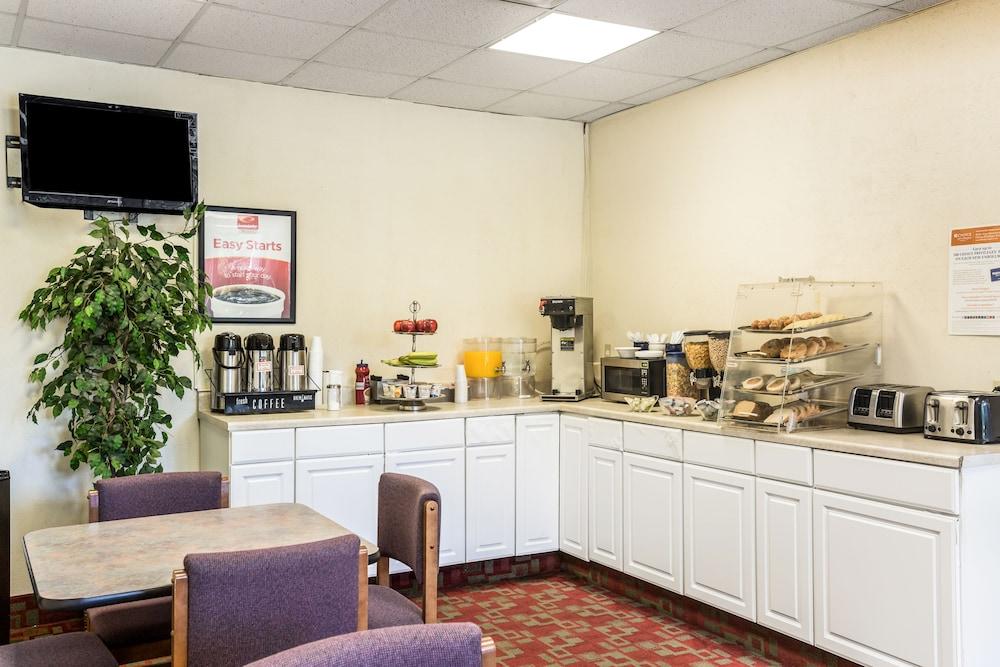 Econo Lodge Stewart International Airport New Windsor Luaran gambar